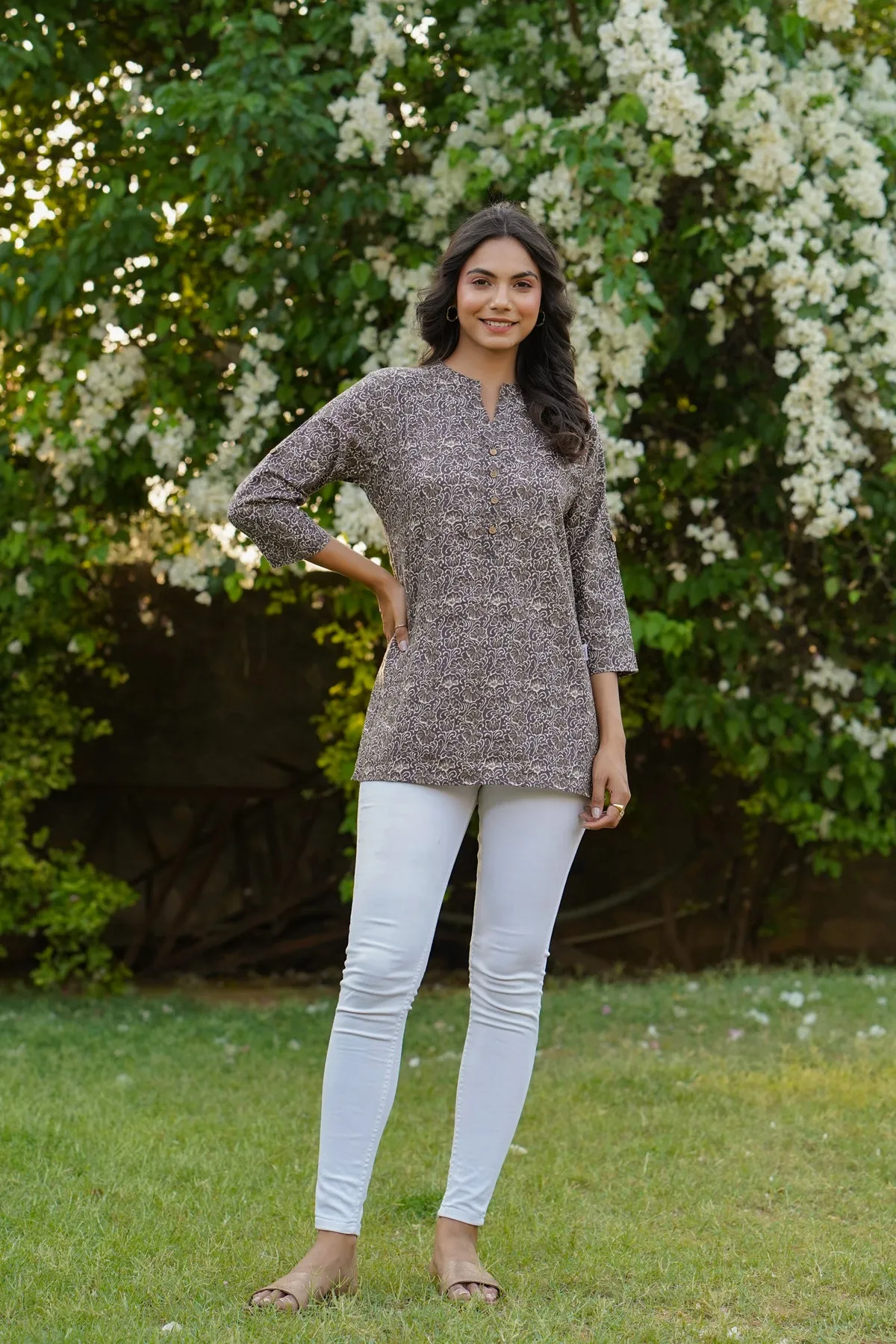 Daabu on Brown Short Kurti