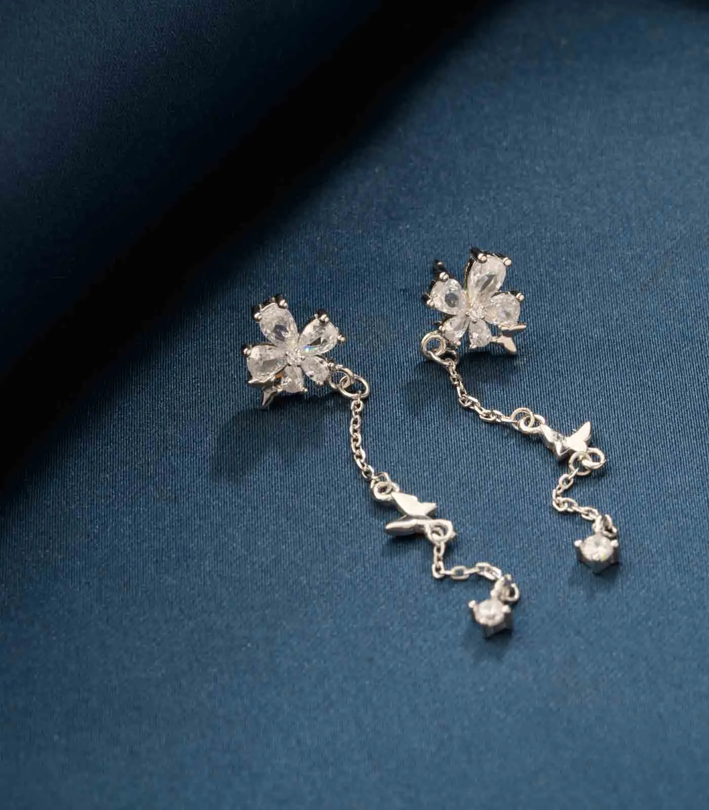 Drooping Crystals Tops (Silver)
