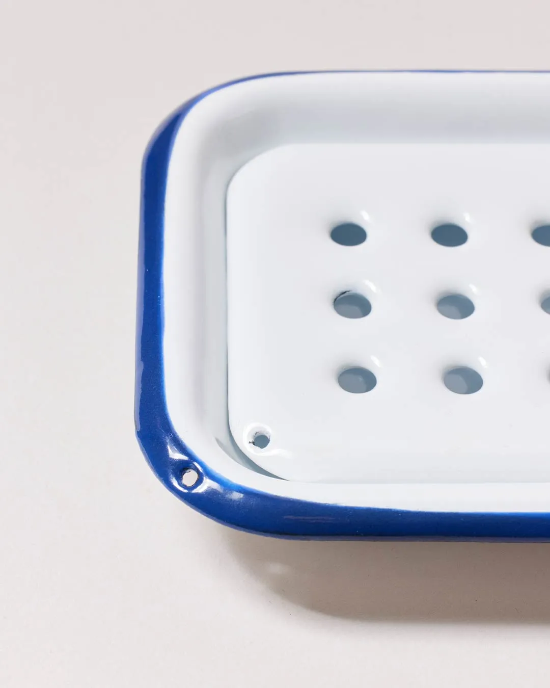 Everyday Enamel Soap Dish