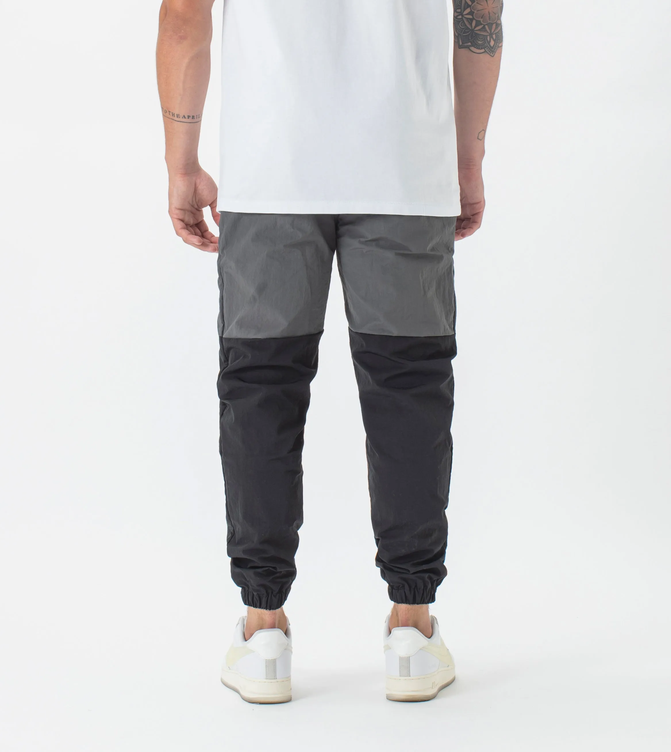 Jumpa Track Jogger Black