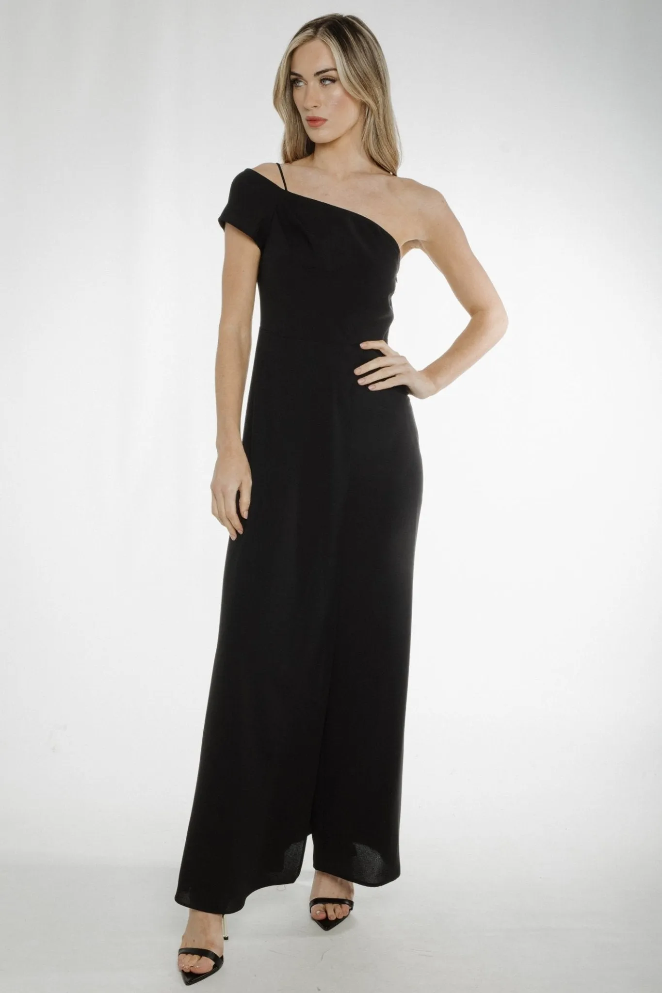 Kayla Jumpsuit In Black