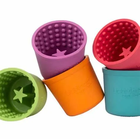 Lickimat Yoggie Pot