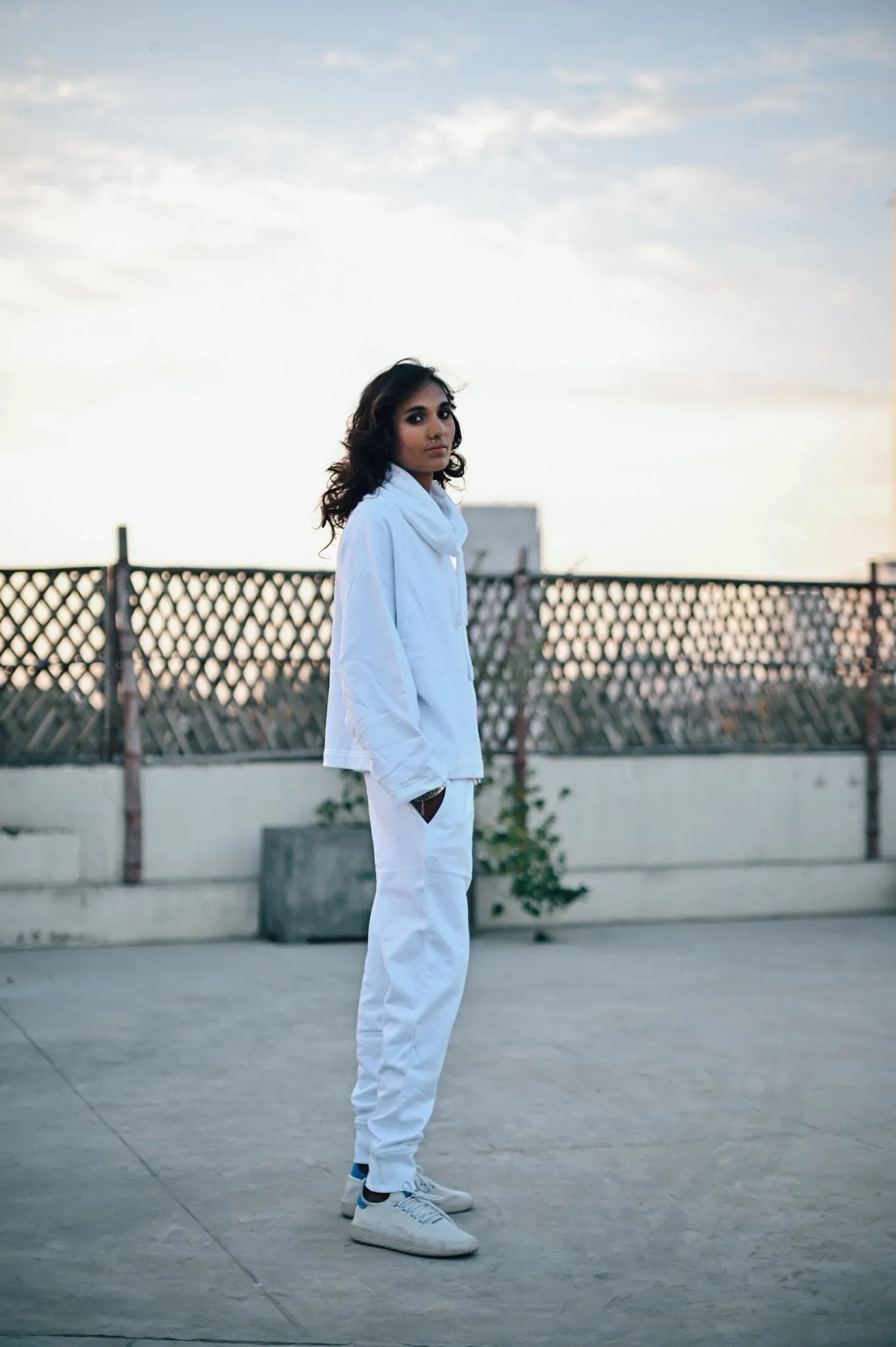 Mock Neck Sweat Shirt