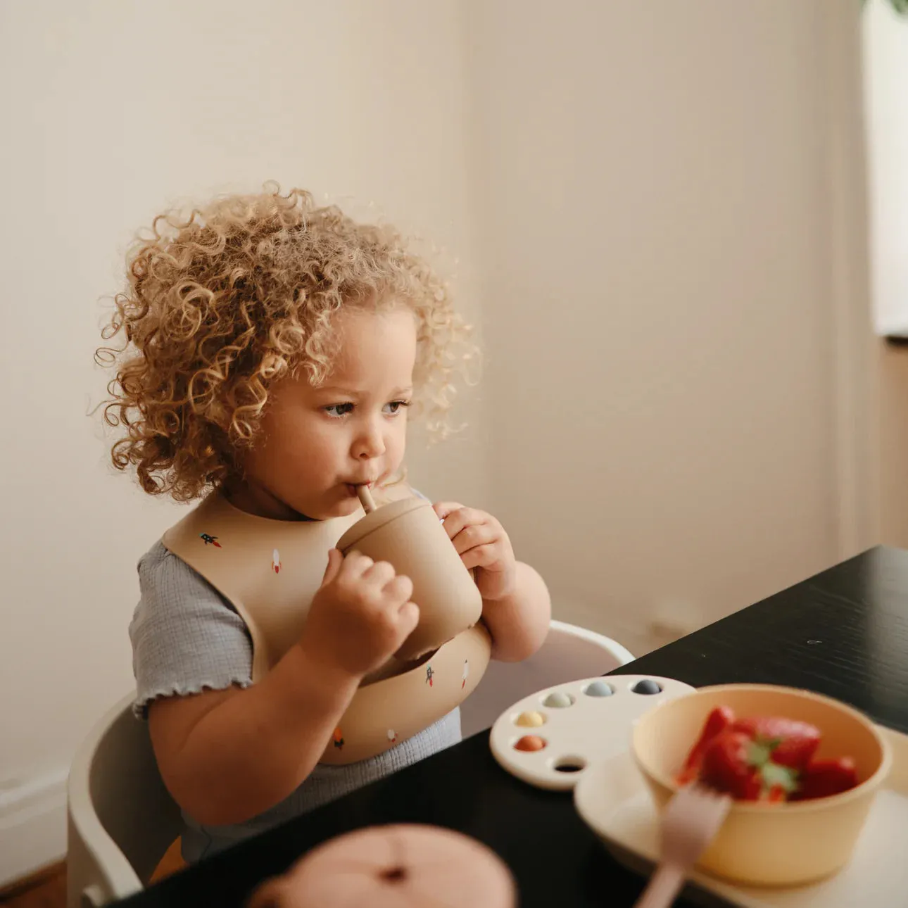 Mushie Silicone Training Cup with Straw in Natural