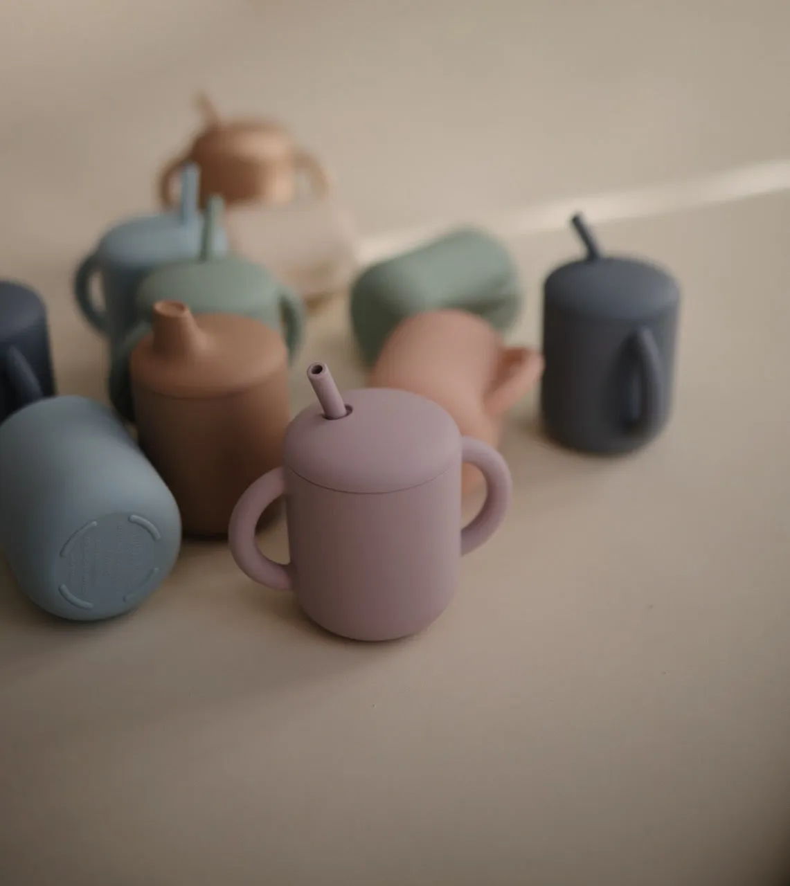 Mushie Silicone Training Cup with Straw in Soft Lilac