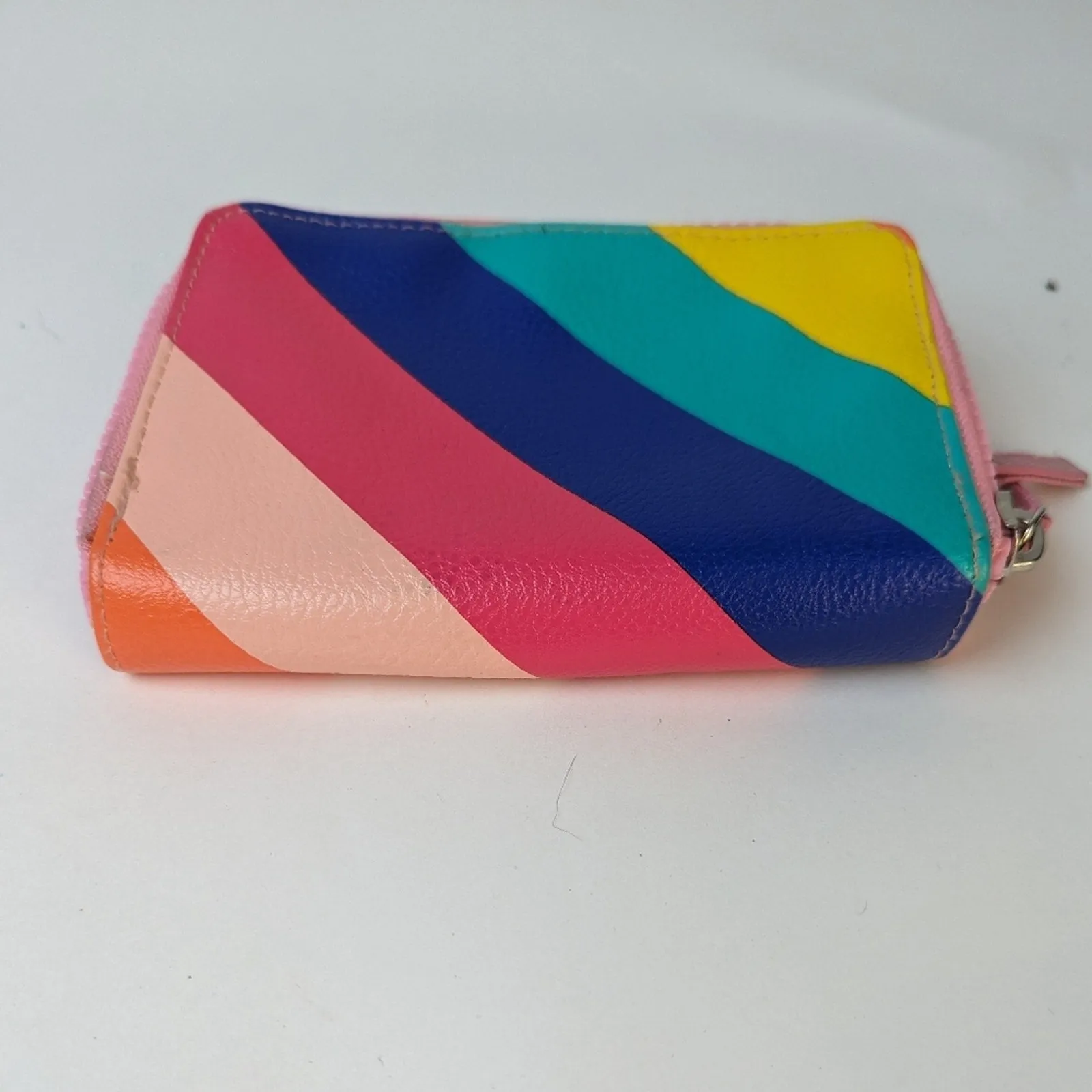 No Boundaries Double Zip Around Wallet