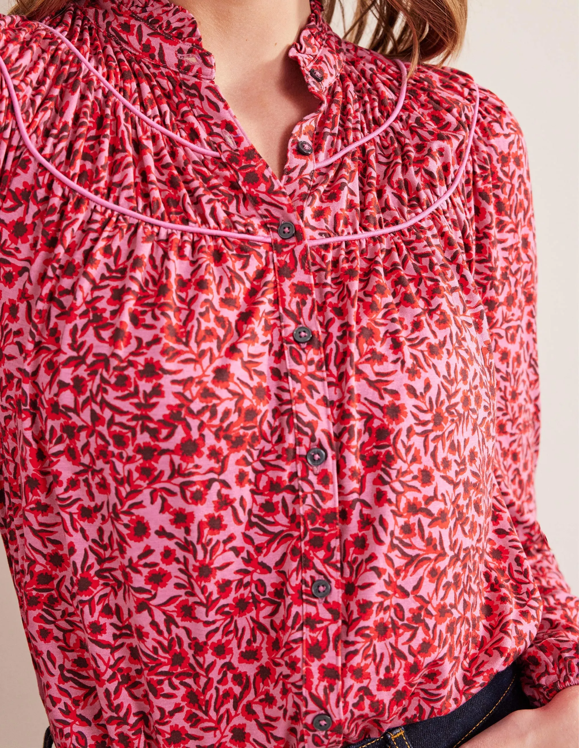 Ruched Yoke Jersey Shirt-Gin Fizz, Abstract Vine