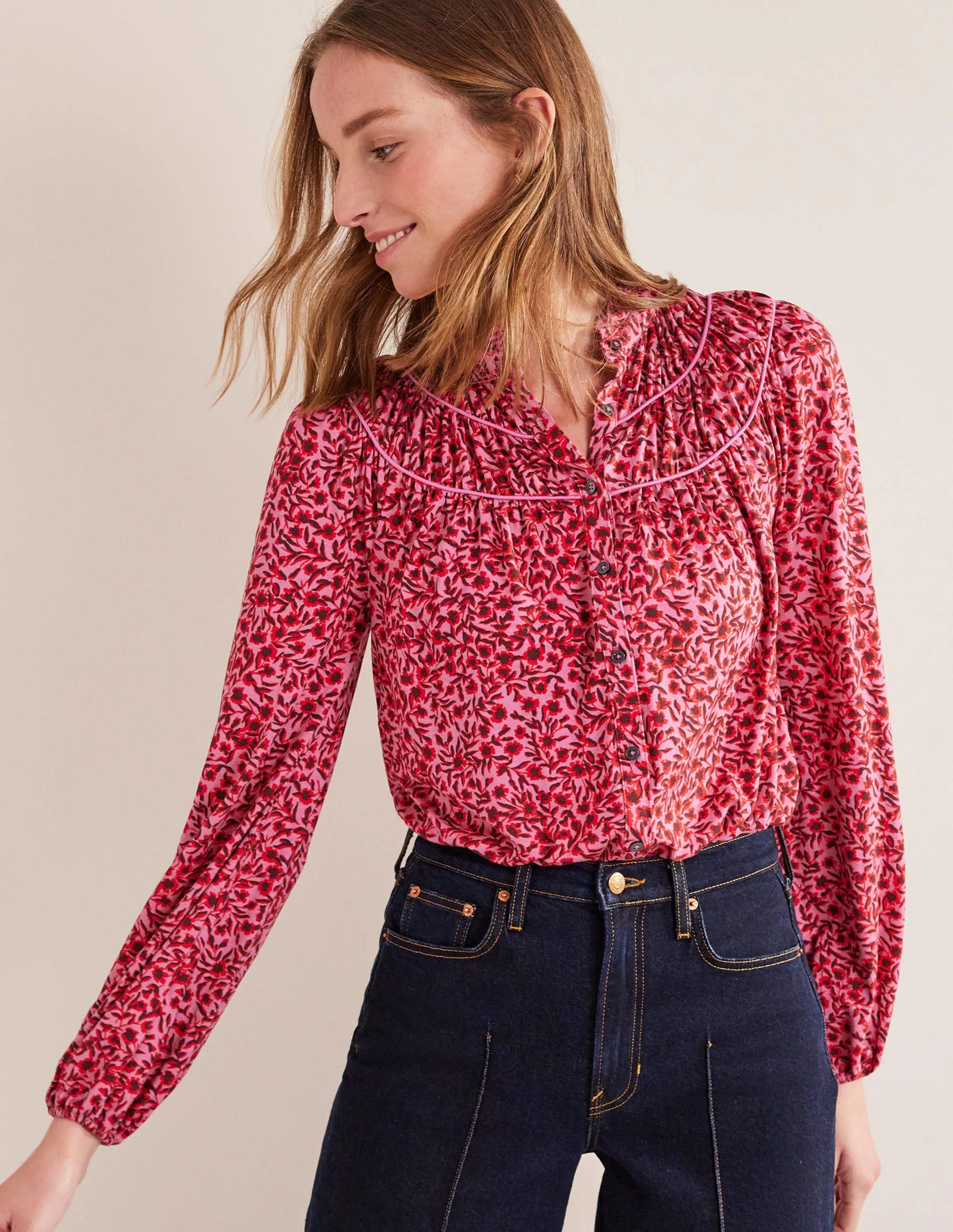Ruched Yoke Jersey Shirt-Gin Fizz, Abstract Vine