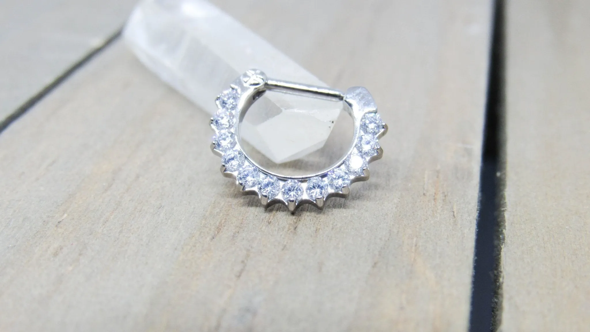 Septum piercing clicker 16g clear set gemstones hypoallergenic daith ear piercing ring