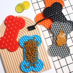 Silicone Licking Pad for Dogs and Cats