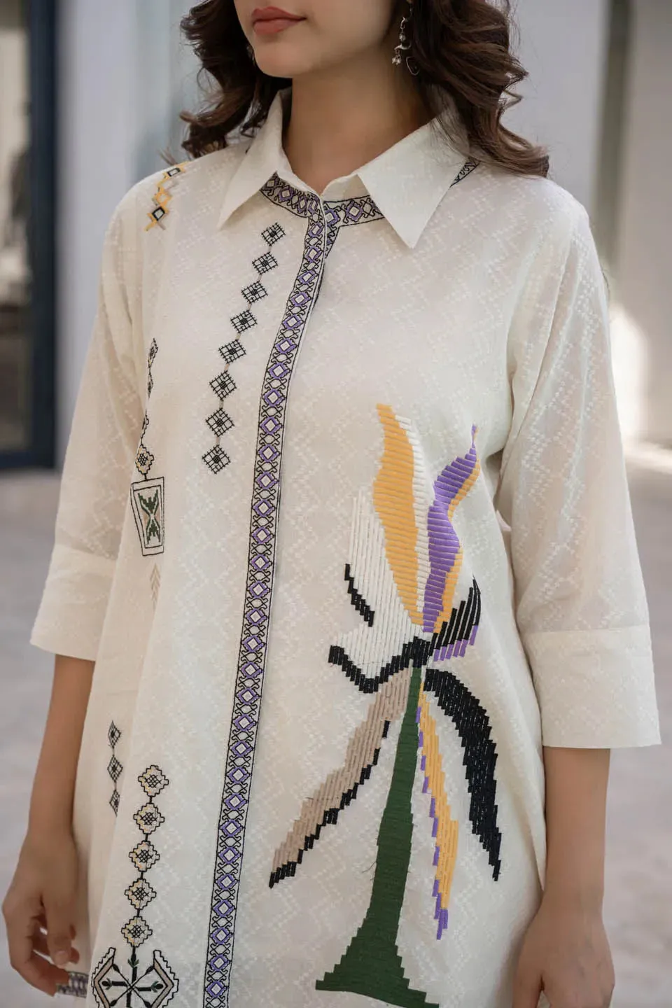 TRENDY WOMEN'S CO-ORD SET WITH DETAILED EMBROIDERY