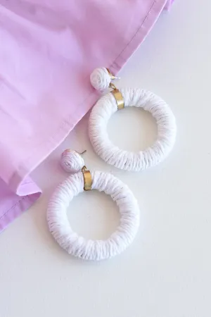 WHITE STRAW HOOP EARRINGS