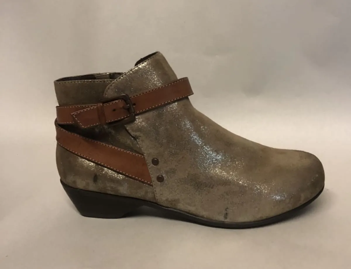 Women's Comfortiva •Ryder• Buckle Strap Bootie -Size 8W-  Anthracite Leather