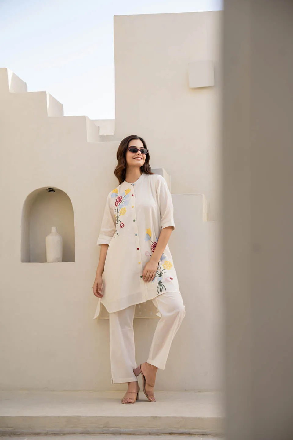 WOMEN'S OFF-WHITE COORD SET WITH FLORAL PRINT